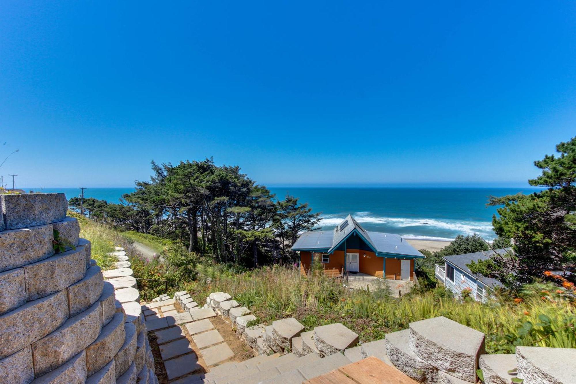 The Whale At Sandstone Point Apartment Lincoln City Room photo