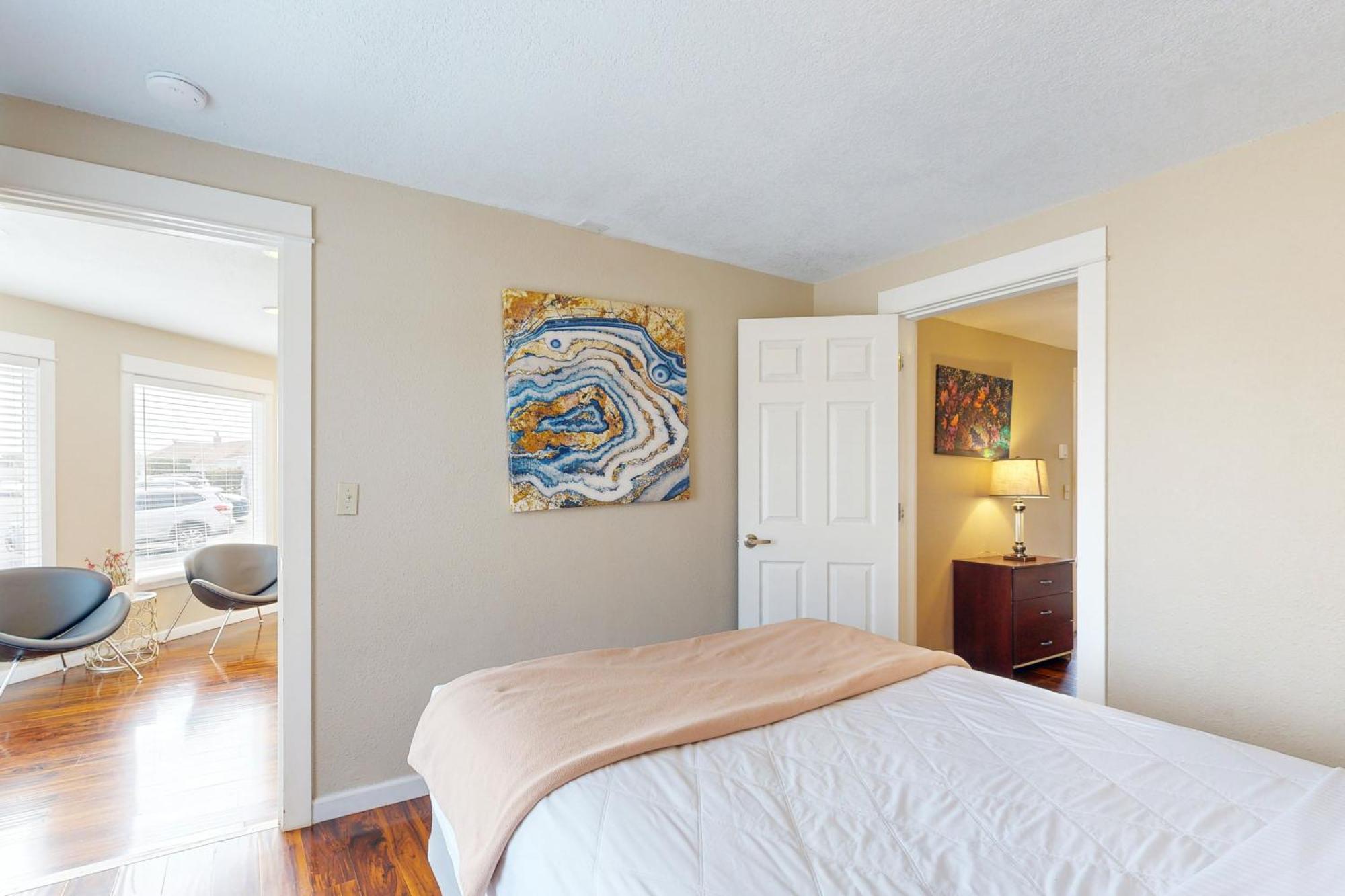 The Whale At Sandstone Point Apartment Lincoln City Room photo