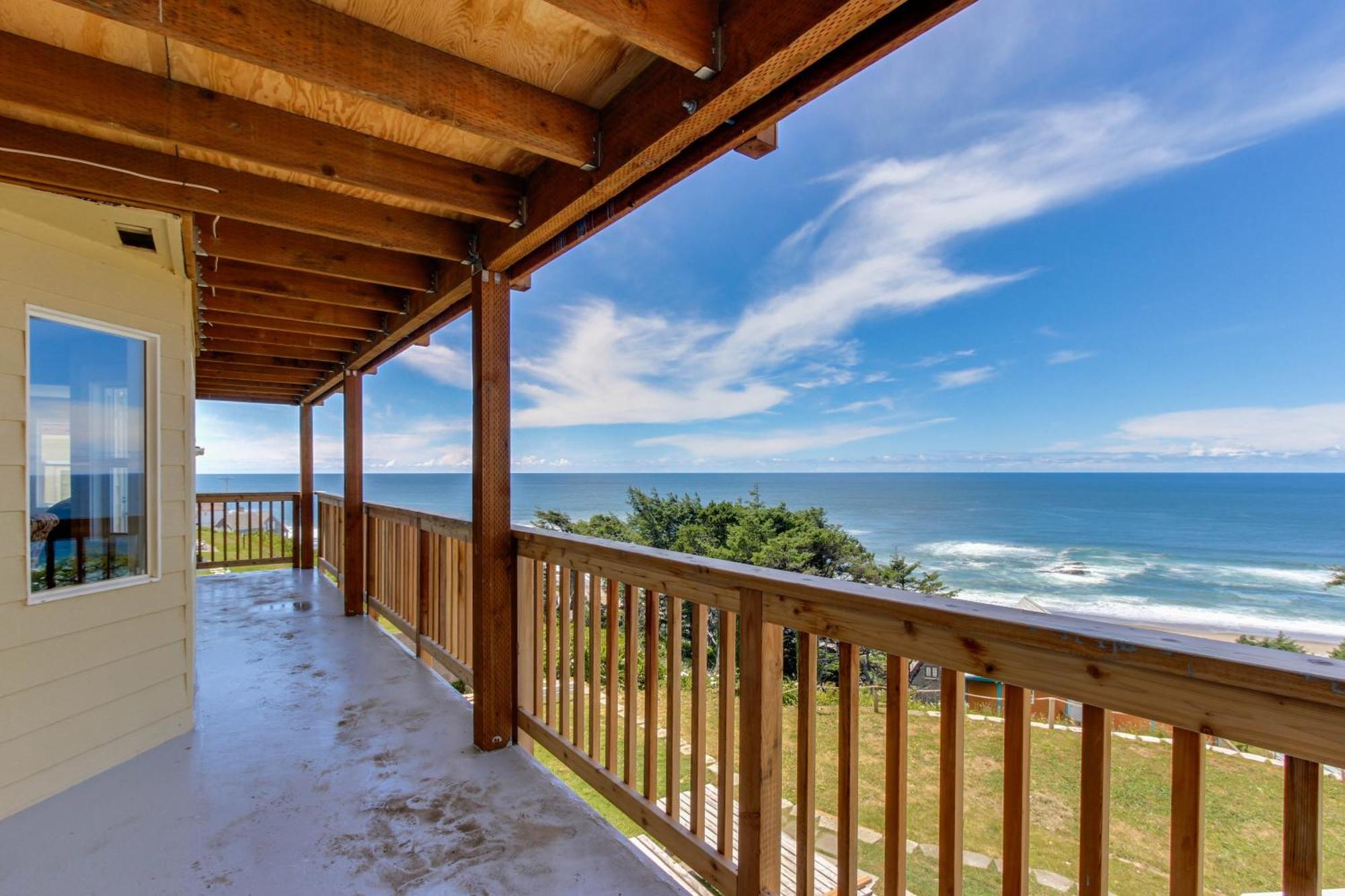 The Whale At Sandstone Point Apartment Lincoln City Room photo