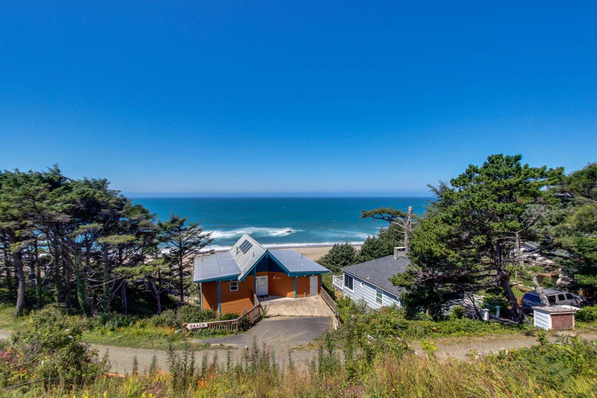 The Whale At Sandstone Point Apartment Lincoln City Room photo