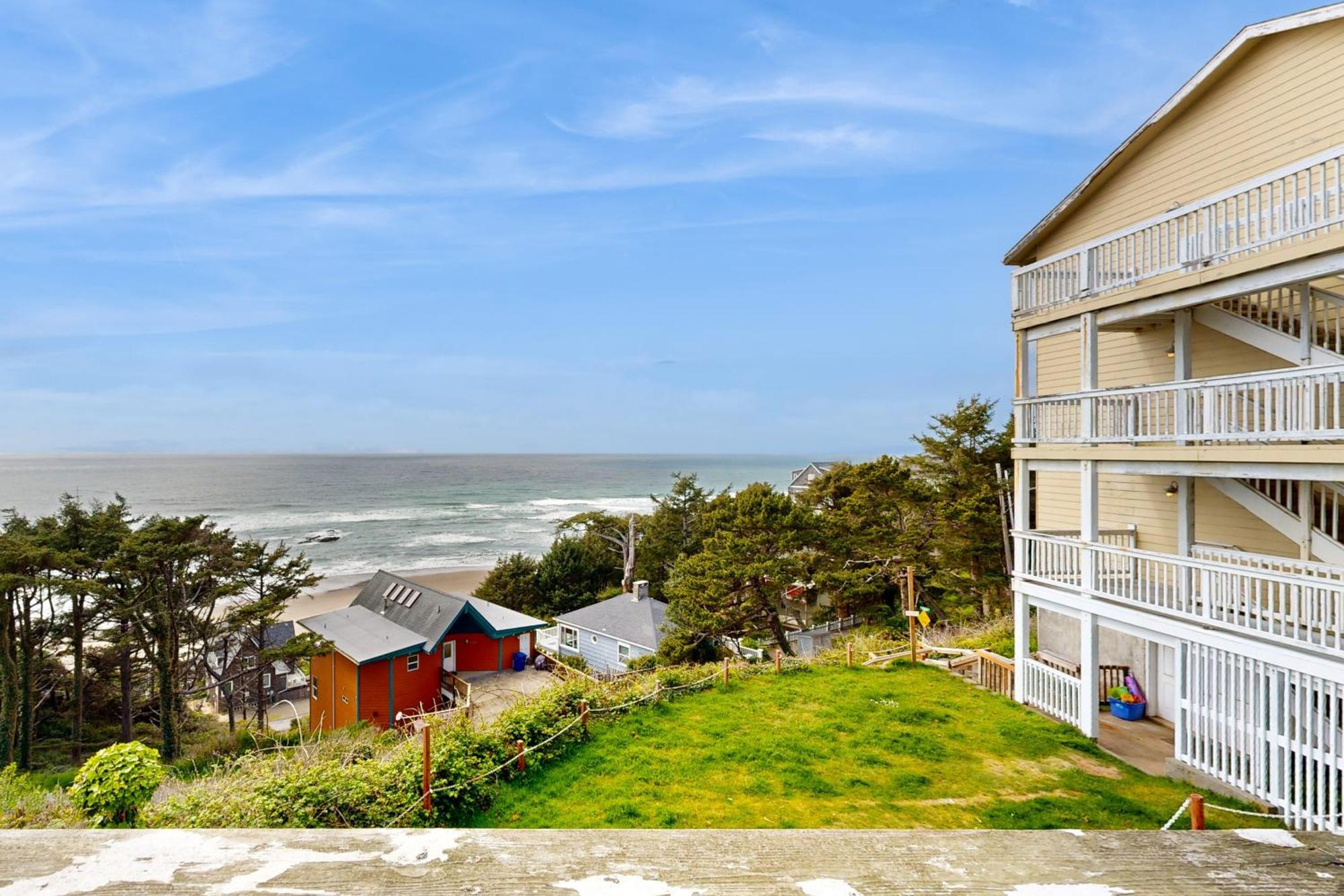 The Whale At Sandstone Point Apartment Lincoln City Room photo